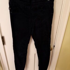 Rock & Republic Black Women’s Jeggings